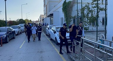 BELEDİYE OPERASYONU ZANLILARI ADLİYEYE ÇIKARILDI
