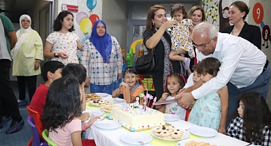 Kanlı ve Ersoy’dan depremzede çocuklara ziyaret