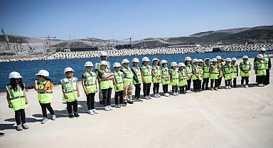 Çocuklar, nükleer enerji hakkında bilgilendirildi