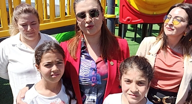 Depremzede çocuklar için 23 Nisan etkinliği