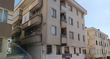 Eşini silahla öldüren kişi intihar etti