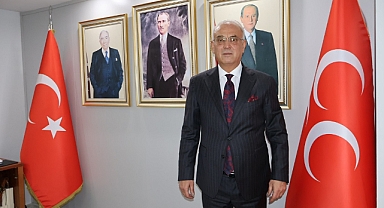 Kanlı: Türkeş vatan demektir, bayrak demektir