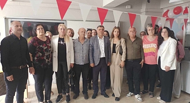 Meslektaşlarını unutmadılar