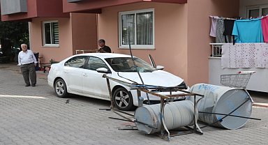 Adana'da kuvvetli rüzgar ve sağanak etkili oluyor