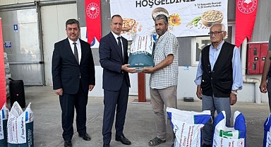 Çiftçilere hibe destekli soya tohumu dağıtıldı