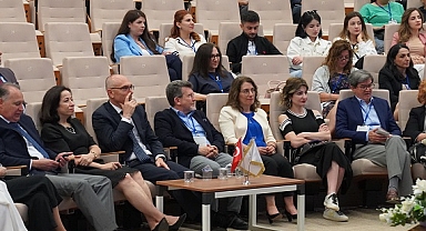 ÇOCUK HEKİMLERİ ADANA’DA BULUŞTU