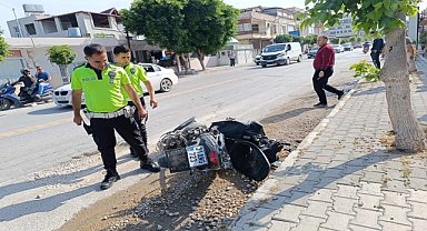 MOTOSİKLET KAZASI: 2 YARALI