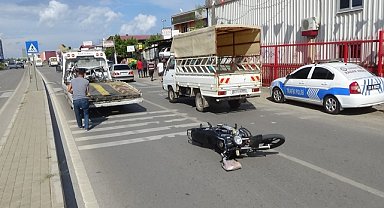 Otomobille çarpışan motosikletin sürücüsü öldü