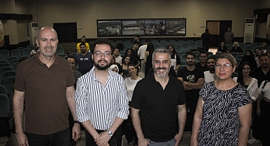 Sinema eleştirmeni Köçer öğrencilerle buluştu