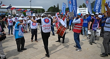 Türk-İş’ten coşkulu 1 Mayıs kutlaması