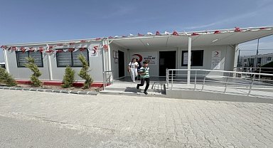 Türk Kızılayı arı gibi çalışıyor