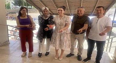 Aladağ'da öğrenciler resim sergisi açtı