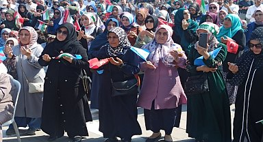 Doğu Türkistan'da yaşamını yitirenler için dua edildi
