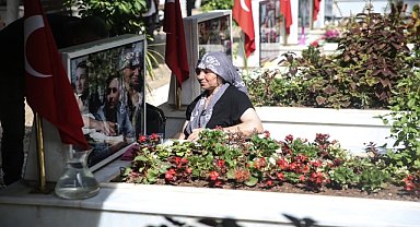 Jandarmadan şehitlik ziyareti