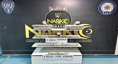 KAMYONETTE 8 KG ESRAR YAKALANDI