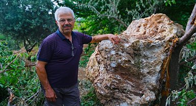 KAYA PARÇASI EVİN BAHÇESİNE DÜŞTÜ!