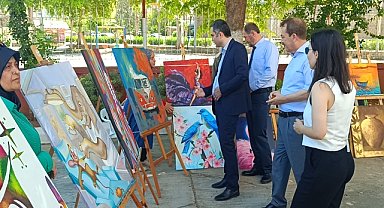 Kozan'da kursiyerlerin yaptığı çalışmalar sergilendi