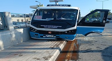 OTOBÜS SÜRÜCÜSÜ FENALAŞINCA KAZA YAPTI