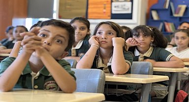 Zeka oyunlarıyla eğlenerek "güvenli internet"i öğrendi