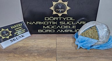 1 kilo 900 gram esrar ele geçirildi