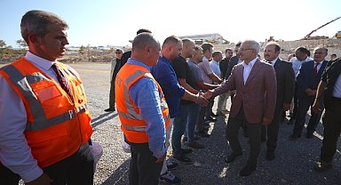 Bakan Uraloğlu havaalanı açılışı öncesi teftişte