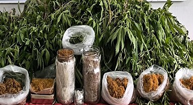Evinde uyuşturucu bulunan zanlı tutuklandı