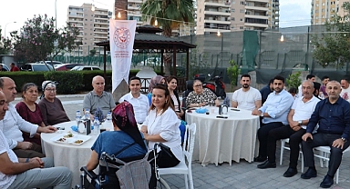 HUZUREVİNDE HUZUR VAR