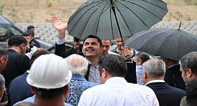 Kurum, Adana'da tamamlanan deprem konutlarını inceledi