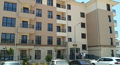YANGINZEDELERE EVLERİ TESLİM EDİLDİ