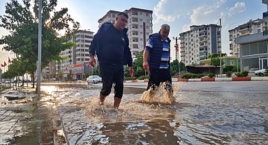YAZ ORTASINDA SAĞANAK YAĞMUR