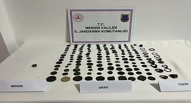 147 sikke, 17 yüzük ve el yazması kitap ele geçirildi