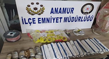 19 kilo 500 gram jel dinamit ele geçirildi