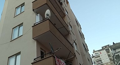 Adana'da balkondan düşen doktor öldü