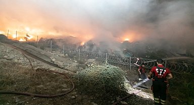 Atık alanında çıkan yangın söndürüldü