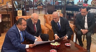 Başkan Uludağ Bahçeli’nin huzurunda