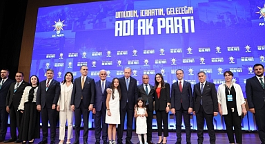 Dal ve Özen AK Parti’de