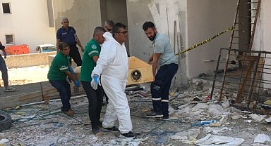 İnşaattan düşen işçi yaşamını yitirdi