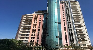 Otel inşaatında çıkan yangın söndürüldü
