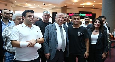 Özdağ Adana'da ziyaretlerde bulundu