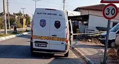 SOKAK ORTASINDA KARISINI TAŞLA ÖLDÜRDÜ