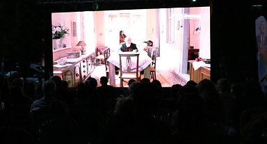 Adana Altın Koza Film Festivali heyecanı sürüyor
