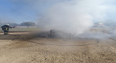 Adana'da kamyonet yangını söndürüldü