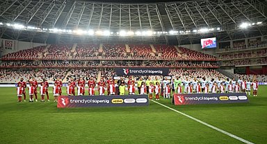 DEMİRSPOR ANTALYA'YA 2-1 YENİLDİ