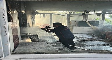 Evde çıkan yangında 1 kişi yaralandı