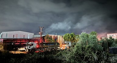 Geri dönüşüm fabrikasında yangın
