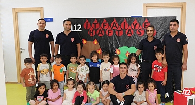 Küçük yüreklere dokundular