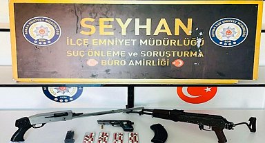 SİLAH VE UYUŞTURUCU YAKALATTI