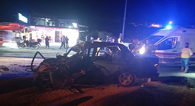 Trafik kazasında 2 kişi öldü, 1 kişi yaralandı