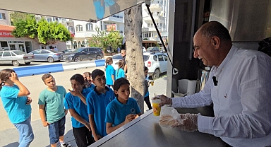 Yumurtalık Belediyesi’nden öğrencilere ücretsiz çorba