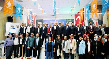 AK Parti 3 ilçede başkanlarını seçti